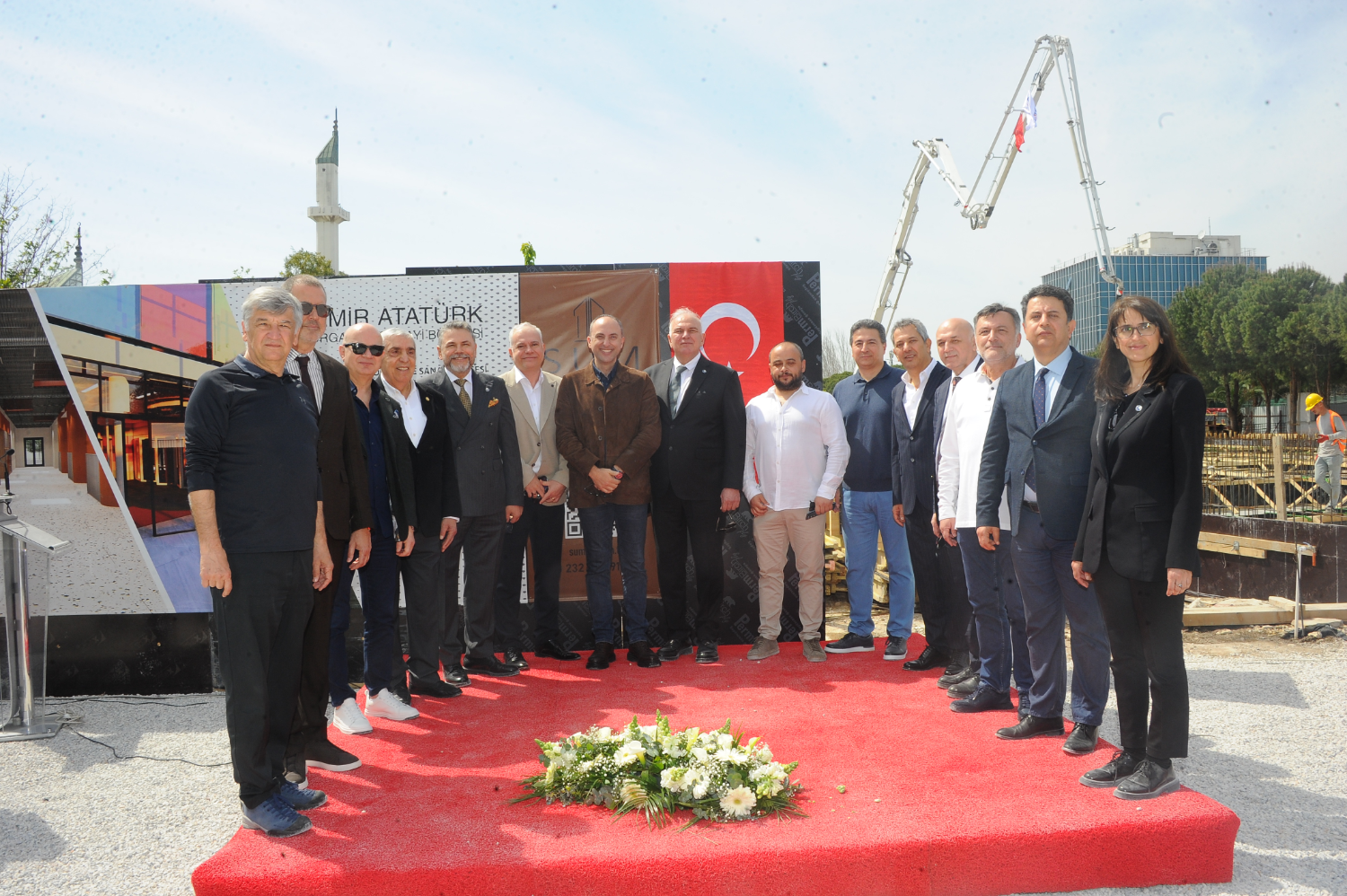 İAOSB’den çalışan kadınlara destek